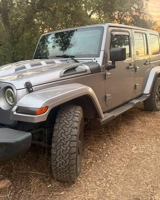 Jeep Wrangler Unlimited 2.8 CRD Sahara Automatico