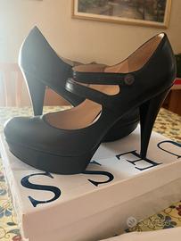 Guess Scarpe con Tacco Nero taglia 41