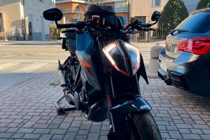 Ktm 1290 super duke R