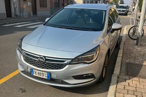 Opel Astra Sports Tourer 1.6 CDTI 136 CV Automatic
