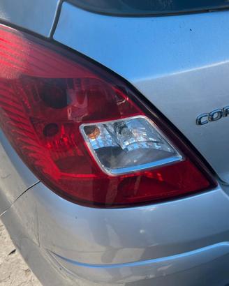 Fanale posteriore sx Opel Corsa D