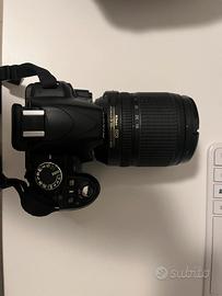 Fotocamera Digitale Nikon D3100 18-105