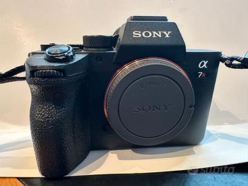 Fotocamera full-frame alpha 7R IV sens 35mm 61 MP
