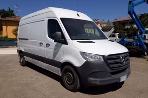 MERCEDES-BENZ Sprinter 311 CDI MEDIO ALTO GARAN
