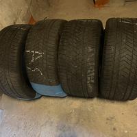 Pirelli Scorpion winter 275 40 21 e 305 35 21