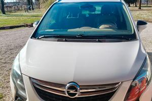 Opel Zafira Tourer 1.4 turbo benzina/Gpl