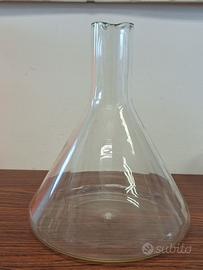Decanter in vetro trasparente