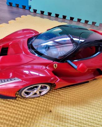 Macchina Ferrari telecomandata