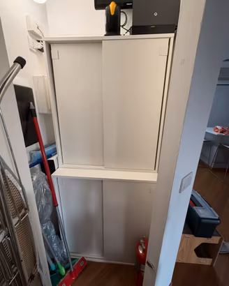 Mobile  ikea ripostglio