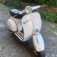 Vespa Piaggio super 125