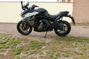 CF MOTO 650 GT con solo 6000 km già tagliandata.