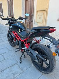 Moto benelli BN 125