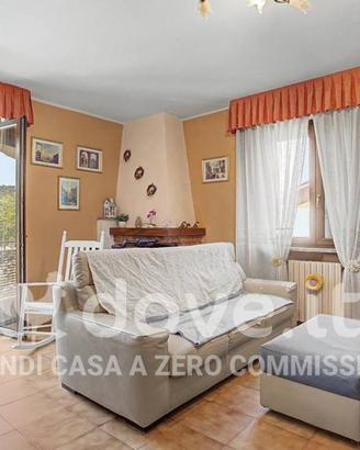 Appartamento di 90 m² con 3 locali e box auto a Ca