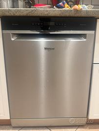 Lavastoviglie whirlpool A+++  6th sense come nuova