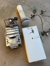 Scaldabagno a gas completo di centralina