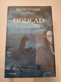 Libro Undead Gli immortali