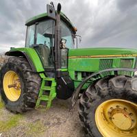 John Deere 7700