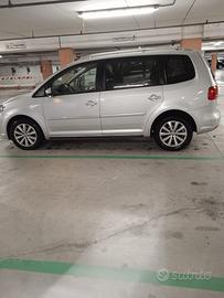 Volkswagen touran 2012