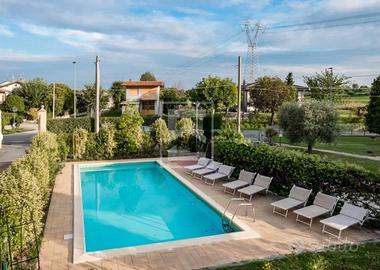 Albergo/Hotel - Desenzano del Garda