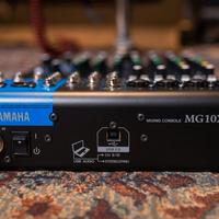 mixer Yamaha MG10xu 