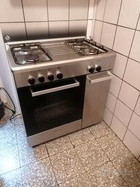 Cucina in acciaio