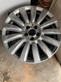 Cerchi in lega fiat 500 l R16
