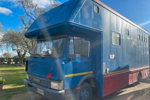 Camion trasporto cavalli