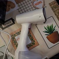 Ferro da Stiro Verticale  a Vapore Braun