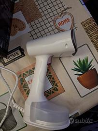 Ferro da Stiro Verticale  a Vapore Braun