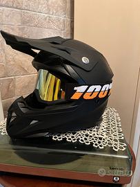 Casco da Cross YEMA nero opaco