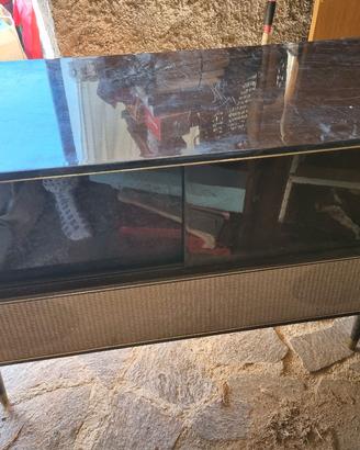 mobile con stereo e radio grundig