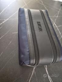 pochette dior beauty