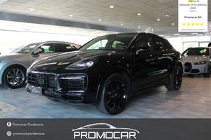Porsche Cayenne Coupe 3.0 e-hybrid PLATINUM EDITIO