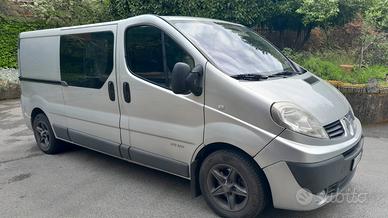 Renault trafic 6 posti