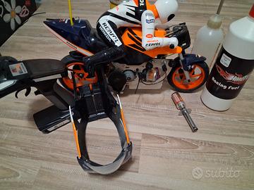 Honda 211V repsol Valentino Rossi.