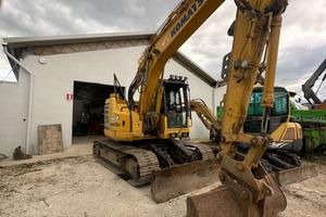 Escavatore Komatsu pc 138 us 10 girosagoma attacco