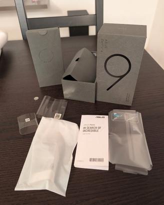Scatola originale ASUS Zenfone 9 + Manuali