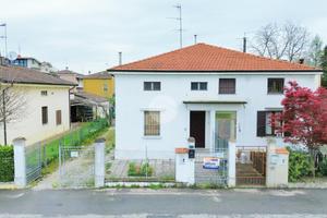 CASA SEMINDIPENDENTE A SORBOLO