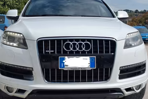 Audi Q7 3.0 V6 245 cv s-line