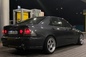 Lexus is200 VOLUMETRICA