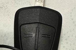 OPEL CHIAVE ORIGINALE COME NUOVA