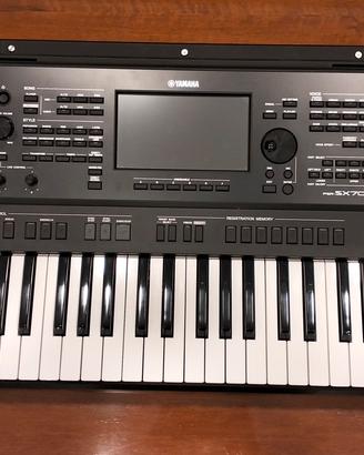 Pianola professionale Yamaha PSR-SX700