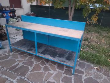 tavolo da lavoro 