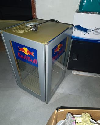 frigorifero red bull