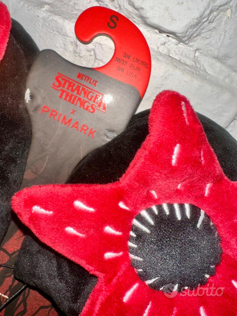 Netflix STRANGER THINGS Pantofole da Casa Aperte - Pantofole dal Design