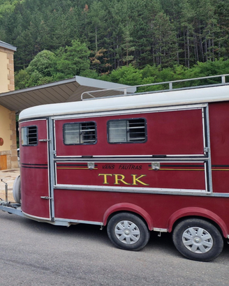 Trailer trasporto cavalli