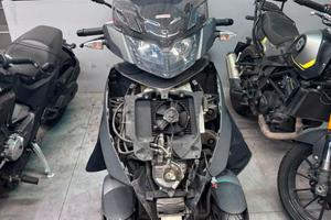 Piaggio MP3 300 Yourban da riparare
