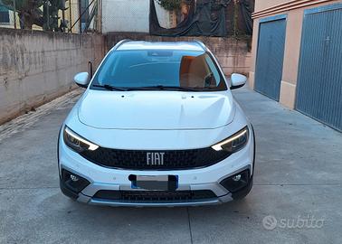 Fiat tipo cross 1.6 131cv 