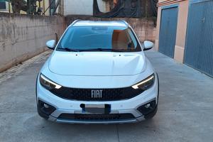 Fiat tipo cross 1.6 131cv 