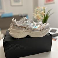 Saucony endorphine elite 44